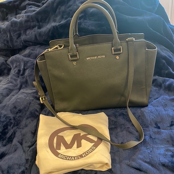 Michael Kors Handbags - Michael Kors Selma Bag- Olive Green